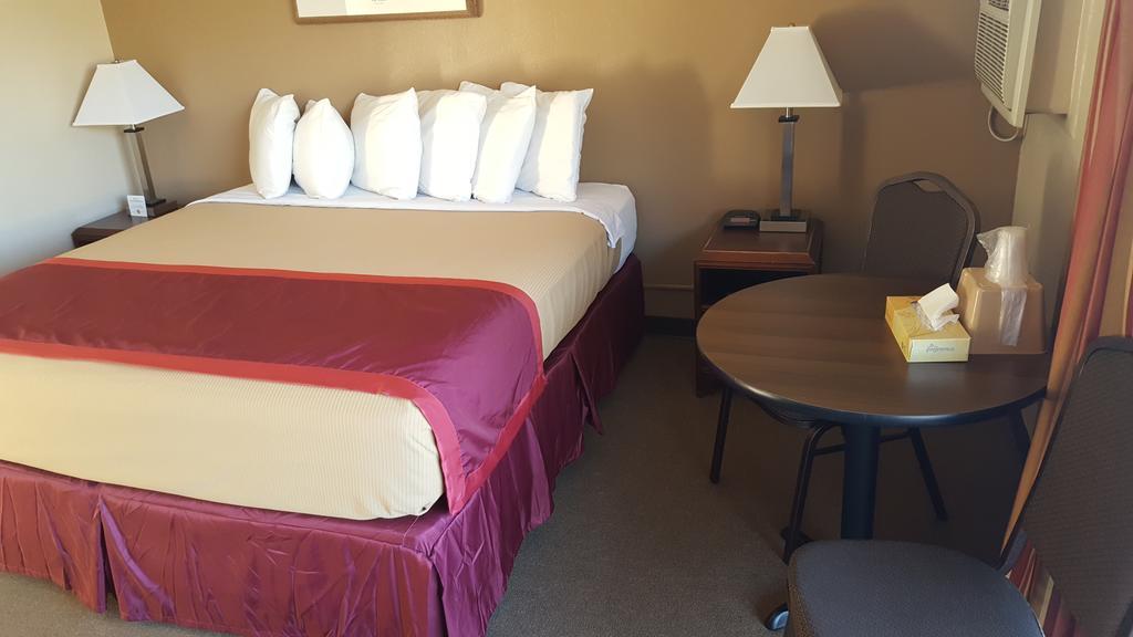 Lake Powell Canyon Inn ページ エクステリア 写真