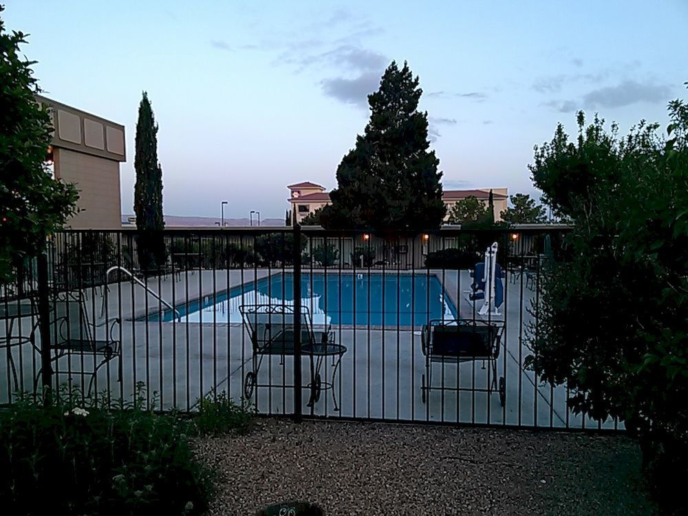 Lake Powell Canyon Inn ページ エクステリア 写真