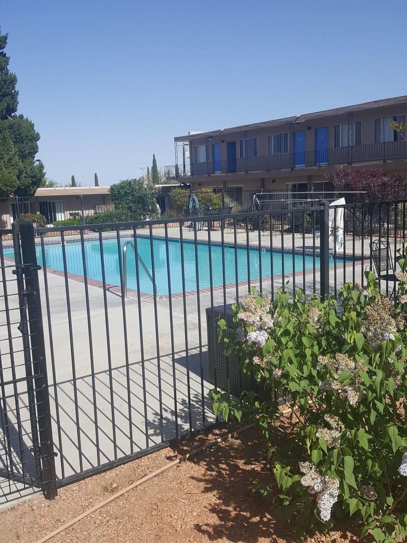 Lake Powell Canyon Inn ページ エクステリア 写真